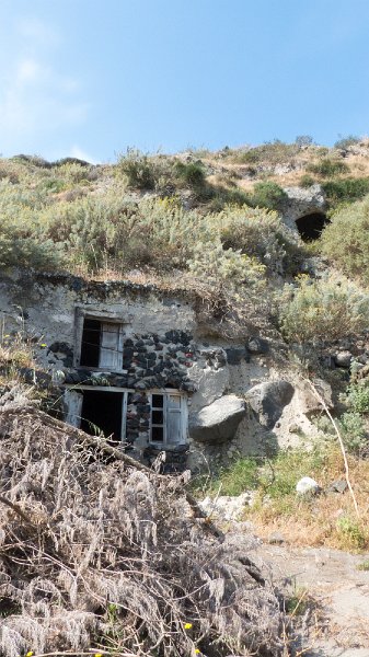 Thirassia5.jpg